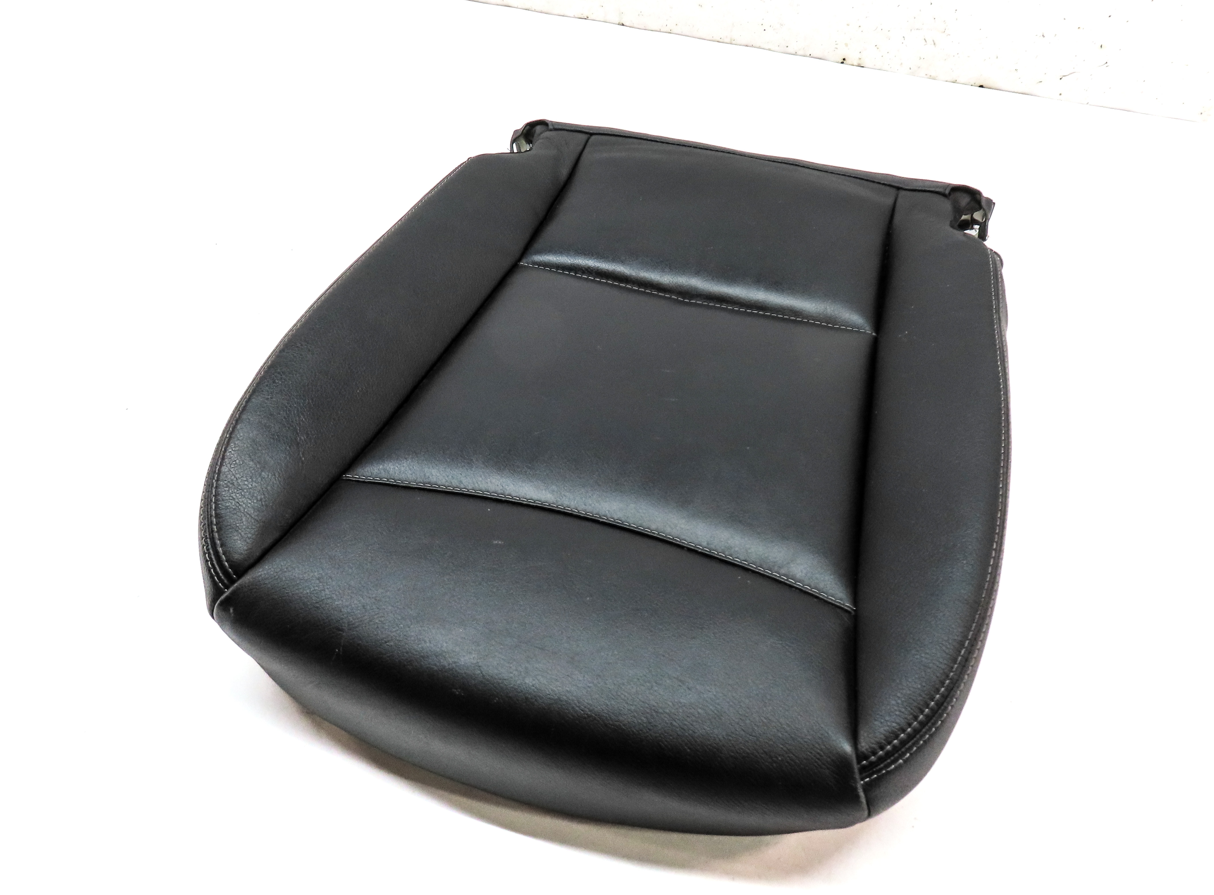 2014 BMW X3 (F25) FRONT RIGHT PASSENGER LOWER HEATED MEMORY SEAT CUSHION (BLACK) — exact item pictured